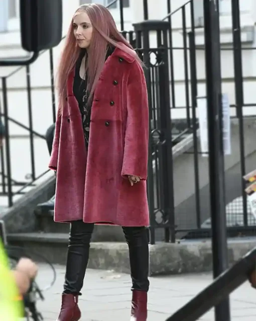Jodie Comer Killing Eve Villanelle Pink Long Fur Coat