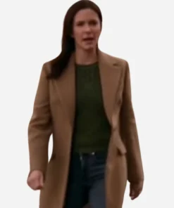 Elizabeth Tulloch Superman And Lois S04 Tan Coat